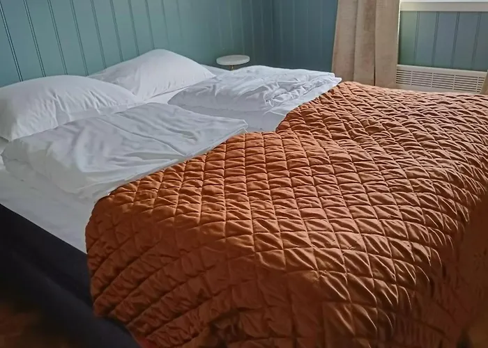 Holiday home Orheimstunet - Gardsferie For Storfamilien Der Ogsa Hunden Er Velkommen *